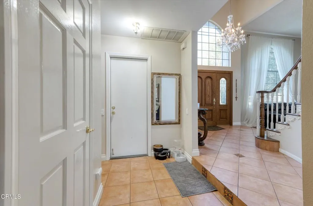 652 Stonebrook Street, Simi Valley, California 93065 home-pic-24